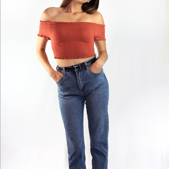🆕 Smocked Off-the-Shoulder Crop Top Burnt Orange - Picture 4 of 8